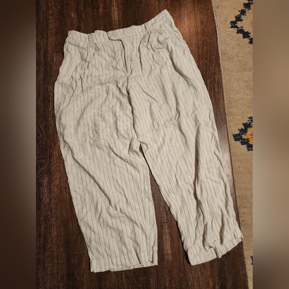 A new day linen trousers